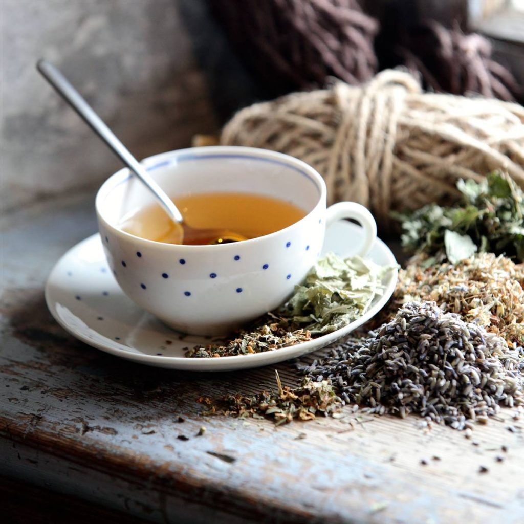 4 digestive infusions with a Mediterranean touch