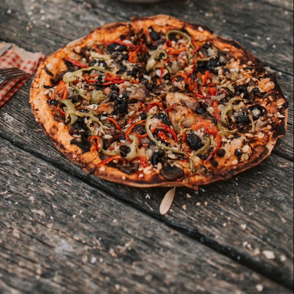 Secrets to prepare healthy and tasty pizzas from the dough