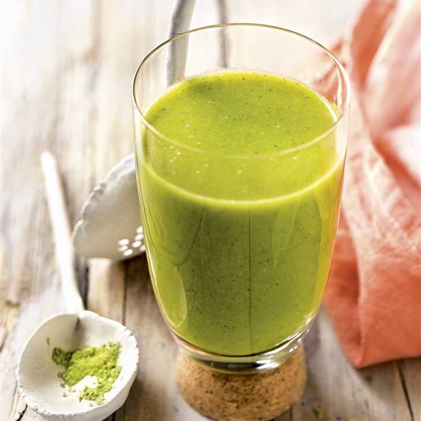 Fruit smoothie with moringa Fruit smoothie with moringa